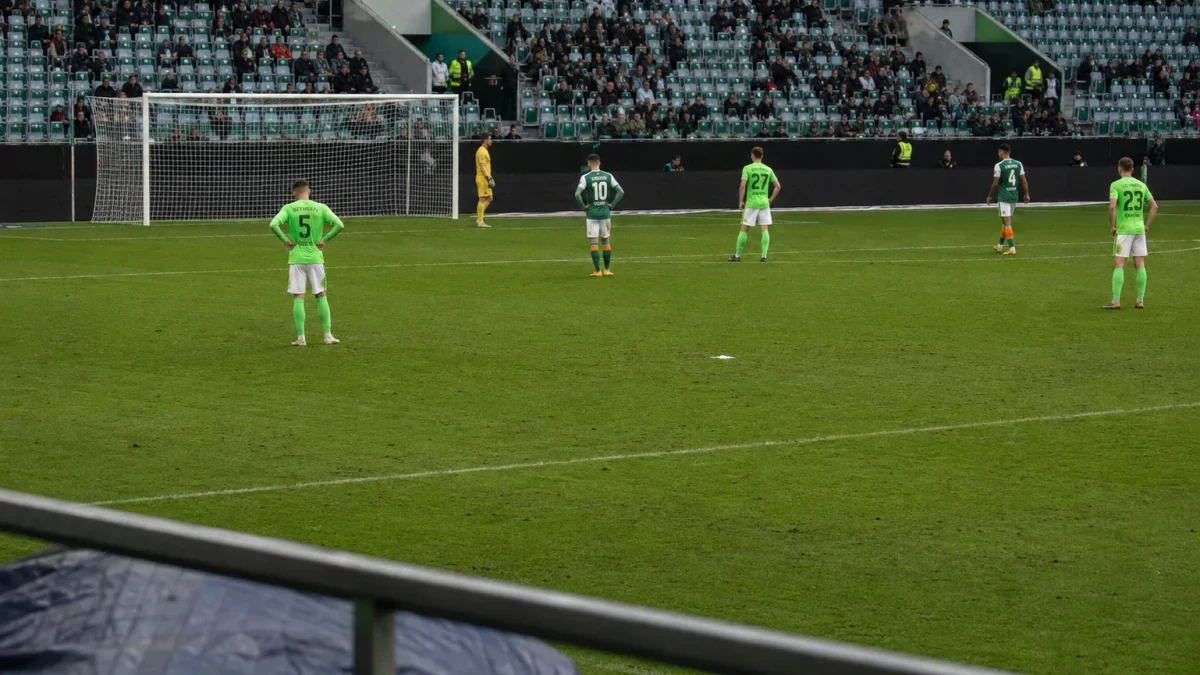Wolfsburg holder unna i toppen etter seier mot Werder Bremen